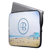 Monogram California Beach Lifeguard Booth Foto Laptopschutzhülle (Vorderseite Links)