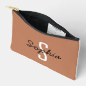 Monogram Calligraphy Individuelle Name Caramel Zubehörtasche (Offen)
