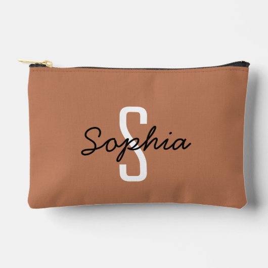 Monogram Calligraphy Individuelle Name Caramel Zubehörtasche (Vorderseite)
