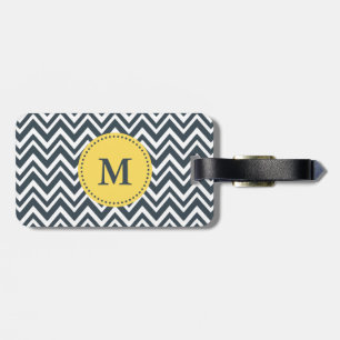 Monogram, Charcoal, White and Yellow Zigzag Muster Gepäckanhänger