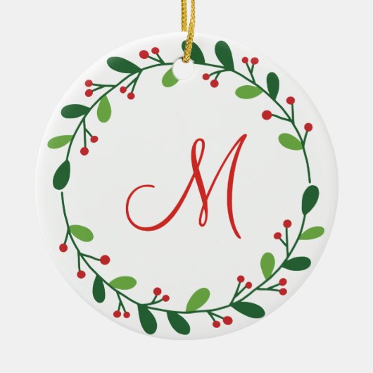 Monogram Christmas Red Holly and Green Wreath Keramik Ornament (Vorne)