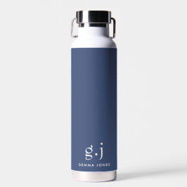 Monogram Classic Elegant Minimal Dusty Blue White Trinkflasche