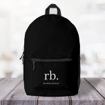 Monogram Classic Elegant Minimal Schwarz und Weiß Bedruckter Rucksack<br><div class="desc">Ein minimalistisches Monogramm-Design mit großen Typografie-Initialen in einem klassischen Schriftart mit Ihrem Namen unten auf einem einfachen schwarzen Hintergrund. Das perfekt angepasste Geschenk oder Accessoire!</div>