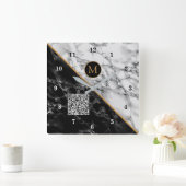 Monogram Clock your QR Code - Schwarz-weißer Marmo Quadratische Wanduhr (Zuhause)