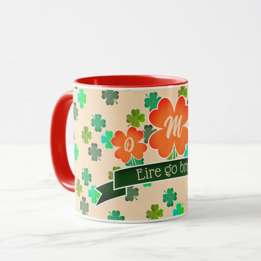 Monogram Clover Kleeblatt Pattern auf LICHT ORANGE Tasse (Vorderseite Links)