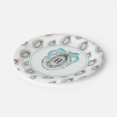 Monogram Coastal Blue Bow Oyster Pappteller (Schrägansicht)