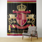 Monogram Coat of Arms Red Gold Dragon Crown Emblem Wandteppich (Beispiel)