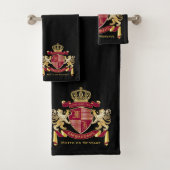 Monogram Coat of Arms Red Gold Lion Crown Emblem Badhandtuch Set (Insitu)