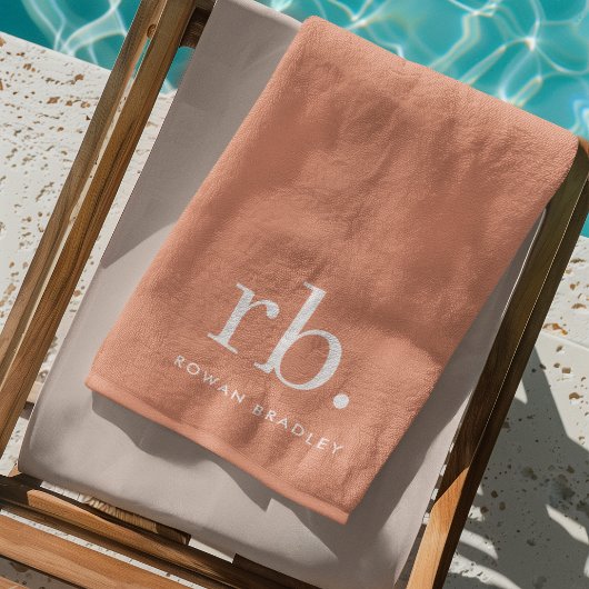 Monogram Coral Peach Elegante Feminine Minimalisti Strandtuch