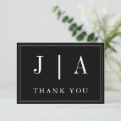 Monogram Couple Name Modern Simple Black and White Dankeskarte (Stehend Vorderseite)