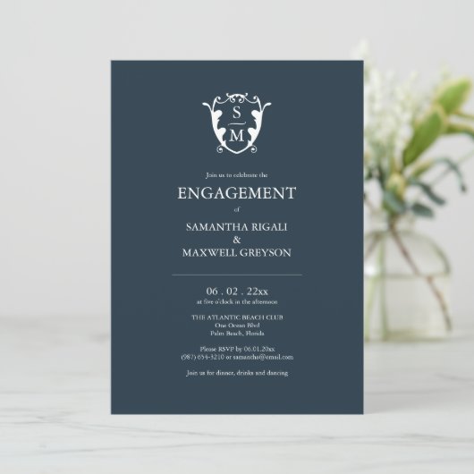 Monogram Crest Engagement Party Invitations Einladung (Stehend Vorderseite)