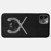 Monogram Crossed Pistolen Black Case-Mate iPhone Hülle (Rückseite (Horizontal))