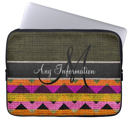 Monogram Dark Green Zickzack Zigzag Burlap Jute Laptopschutzhülle (Vorderseite)