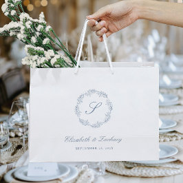 Monogram Dusty Blue Foliage Wreath Wedding Große Geschenktüte