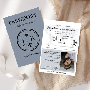 Monogram Dusty Blue Pass Hochzeit in Urlaubsort Einladung