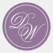 Monogram Dusty Lila 2 Initials White Calligraphy Runder Aufkleber (Vorderseite)