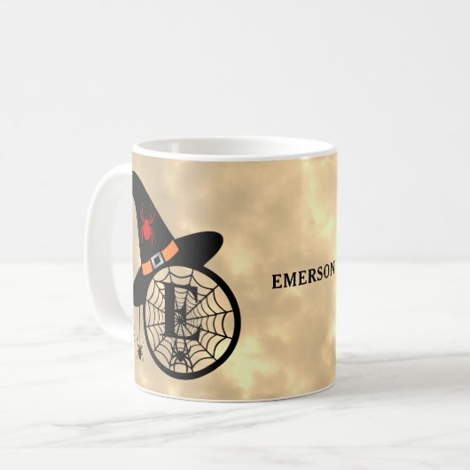 Monogram E Halloween Sky Hexenspinnen Name Kaffeetasse (Vorderseite Links)