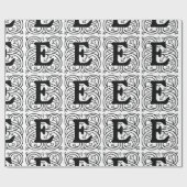 Monogram E Initial Black and White Scroll Pattern Geschenkpapier (Flach)