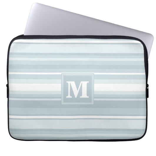 Monogram Eisblauer Streifen Laptopschutzhülle (Vorderseite)