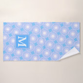 Monogram Electric Blue Circles pattern Badehandtuch (Badehandtuch)