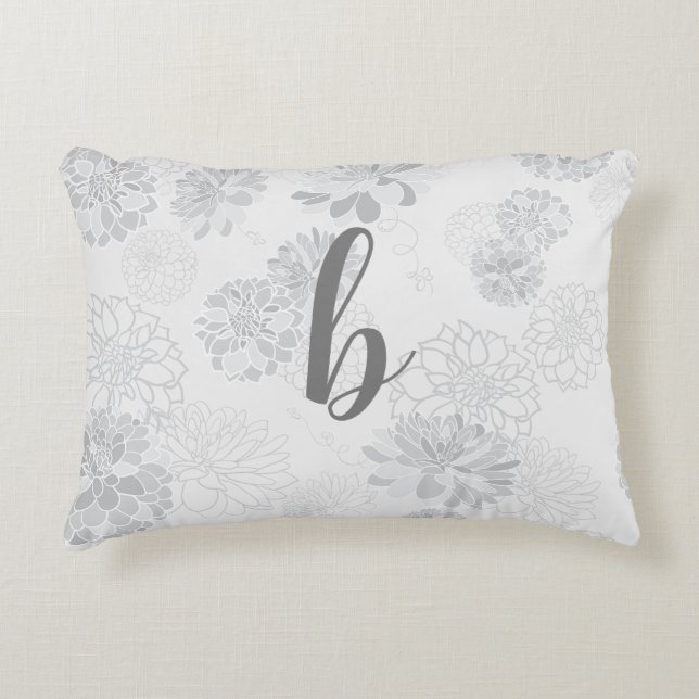 Monogram Elegant Floral Gray Dekokissen (Vorderseite)