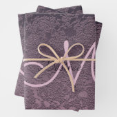 Monogram Elegant Lavender Mauve Lila Floral Geschenkpapier Set (Beispiel)