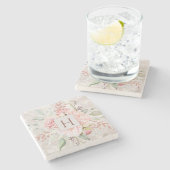 Monogram Elegant Rosa Rose Peony Floral Marmor Steinuntersetzer (Seitenansicht)