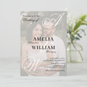 Monogram Elegant Script Names Foto Wedding Einladung (Stehend Vorderseite)