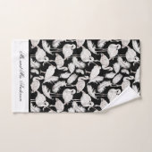 Monogram Elegant Script Schwarz-weiß Swan Feathers Badhandtuch Set (Handtuch)