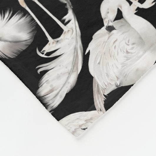 Monogram Elegant Script Schwarz-weiß Swan Feathers Fleecedecke (Ecke)