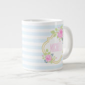 Monogram Extravagant Pink Roses Blueberry Jumbo Ta Jumbo-Tasse (Vorderseite Rechts)