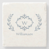 Monogram Familienname Laurel Wreath Dusty Blue Steinuntersetzer (Vorderseite)