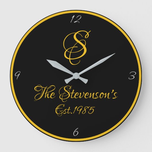 Monogram Family Extravagant Script Gold und Black Große Wanduhr (Vorderseite)