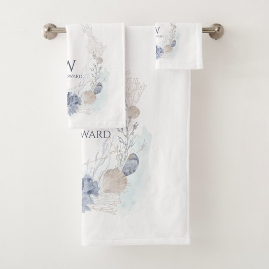 Monogram Family Name Ocean Corean Beach House Badhandtuch Set (Insitu)