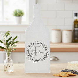 Monogram Family Name Olive Branch Wreath Schneidebrett