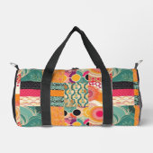 Monogram farbenfrohe moderne Patchwork-Muster Duffle Bag (Vorderseite)