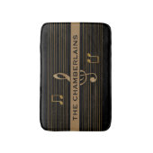 Monogram Faux Gold Treble Clef and Notes on BLACK Badematte (Vorderseite Vertikal)