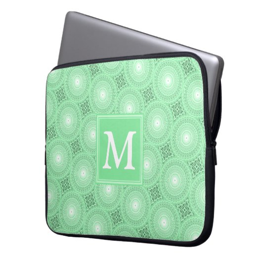 Monogram Federgrün Kreismuster Laptopschutzhülle (Vorderseite Links)