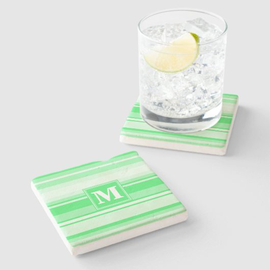 Monogram Federgrün Streifen Steinuntersetzer (Seitenansicht)