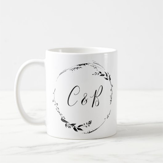 Monogram Floral Wreath White Script Hochzeit Kaffeetasse (Links)