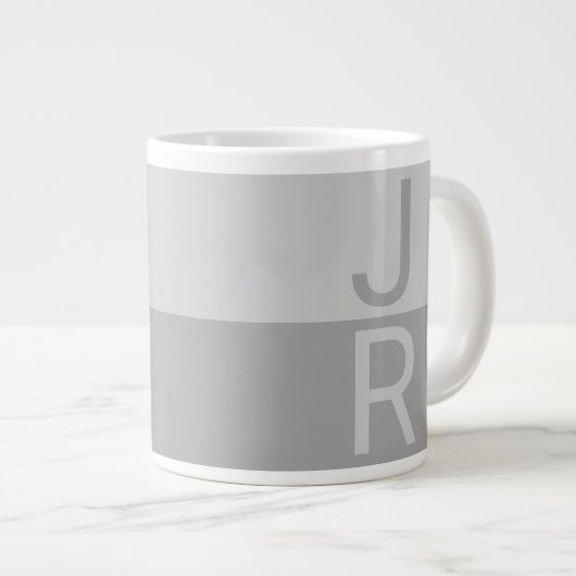 Monogram für leichte graue und graue moderne Initi Jumbo-Tasse (Vorderseite Rechts)