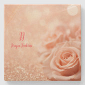 Monogram Glitzer Rose Gold Hintergrund und Rose Steinuntersetzer (Vorderseite)