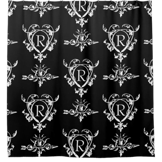 Monogram Gothic Heart and Arrow Pattern Duschvorhang (Vorderseite)
