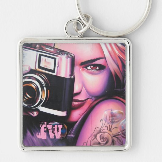 Monogram Grafitti Frau mit Kamera Schlüsselanhänger (Vorne)