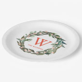 Monogram Greenery Wreath Holiday White Pappteller (Schrägansicht)