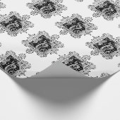 Monogram H Initial Black and White Floral Pattern Geschenkpapier (Ecke)