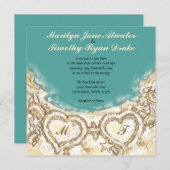 Monogram Hearts on the Beach Hochzeit Einladung (Vorne/Hinten)