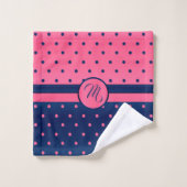 Monogram Hot Pink und Navy Polka Dot Muster Badhandtuch Set (Waschlappen)