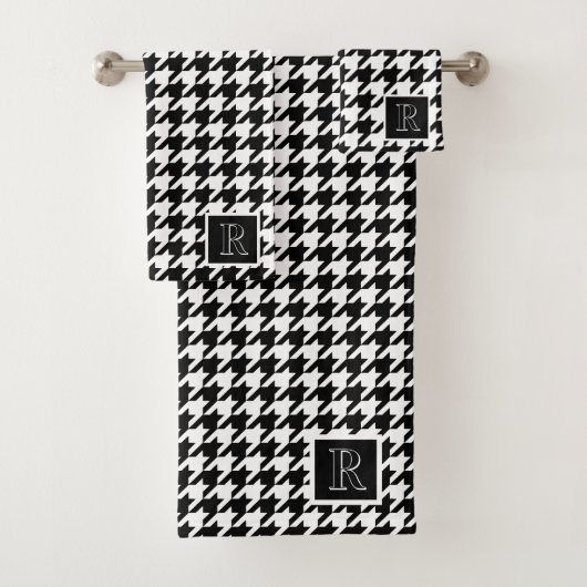 Monogram Houndstooth Pattern Black & White Badhandtuch Set (Insitu)