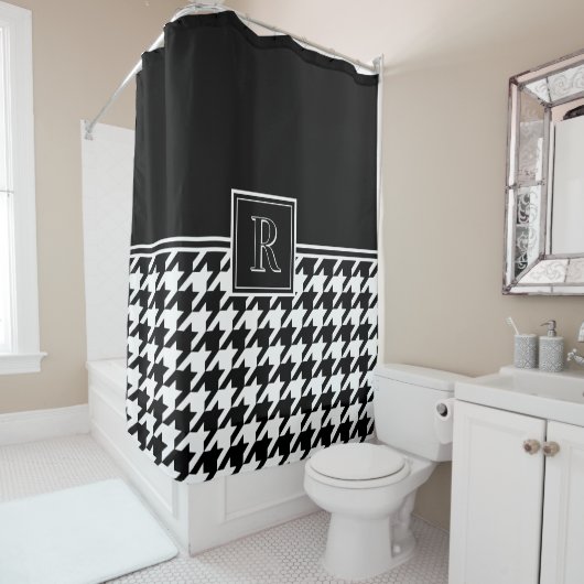 Monogram Houndstooth Pattern Black & White Duschvorhang (Beispiel)